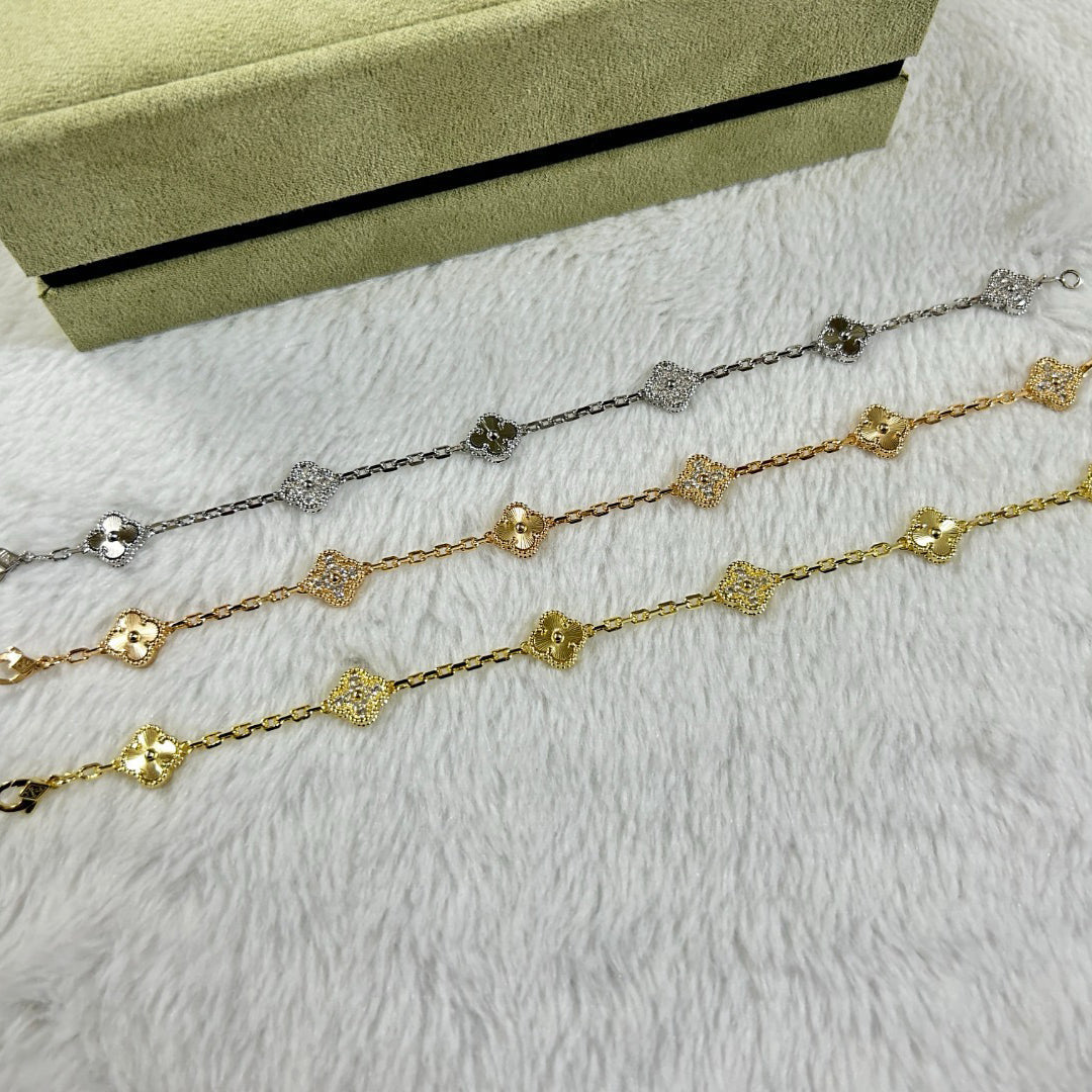[Love's Uplift]CLOVER 6 MOTIF DIAMOND LASER BRACELET