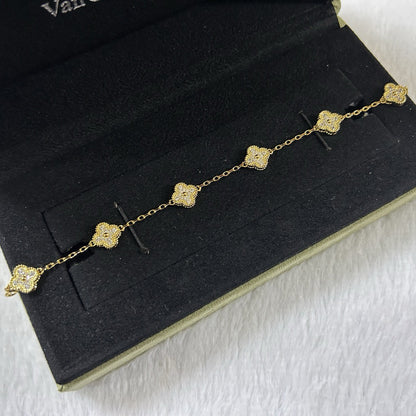[Love's Uplift]CLOVER 6 MOTIF DIAMOND BRACELET