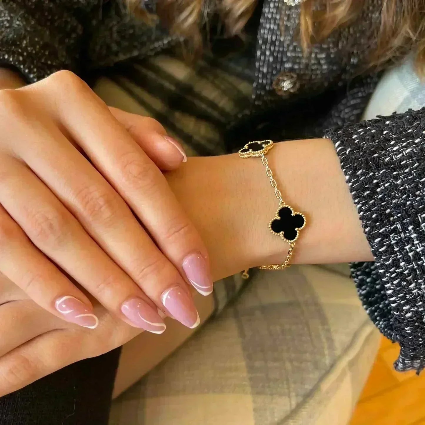 [Love's Uplift]CLOVER  5 MOTIFS BLACK ONYX BRACELET