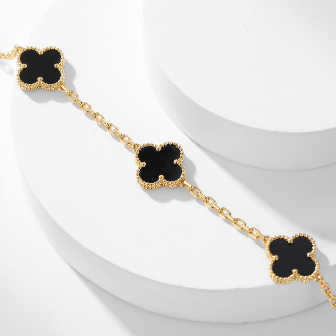 [Love's Uplift]CLOVER 10 MOTIFS ONYX NECKLACE