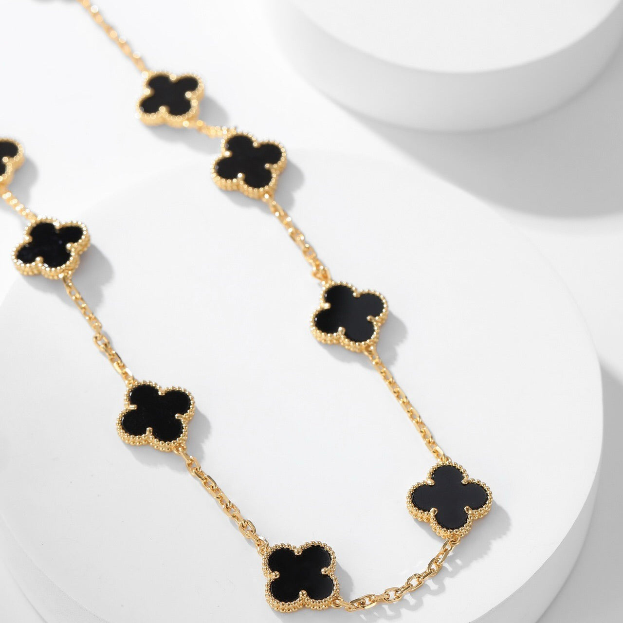 [Love's Uplift]CLOVER 10 MOTIFS ONYX NECKLACE