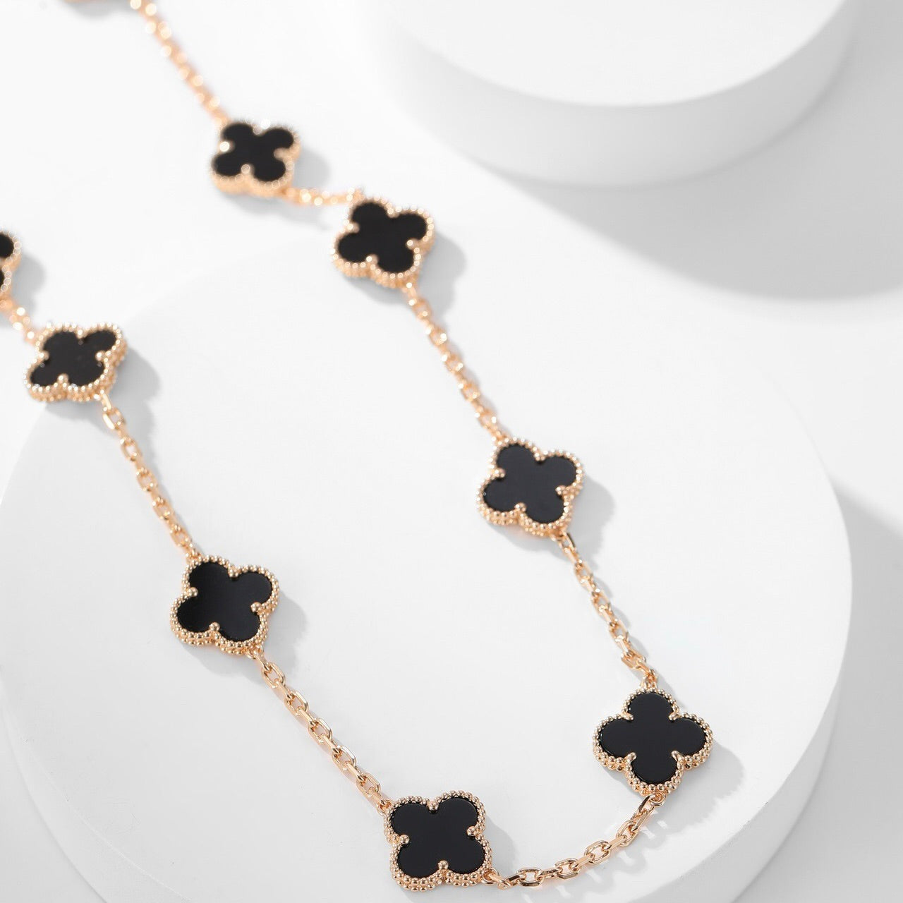 [Love's Uplift]CLOVER 10 MOTIFS ONYX NECKLACE