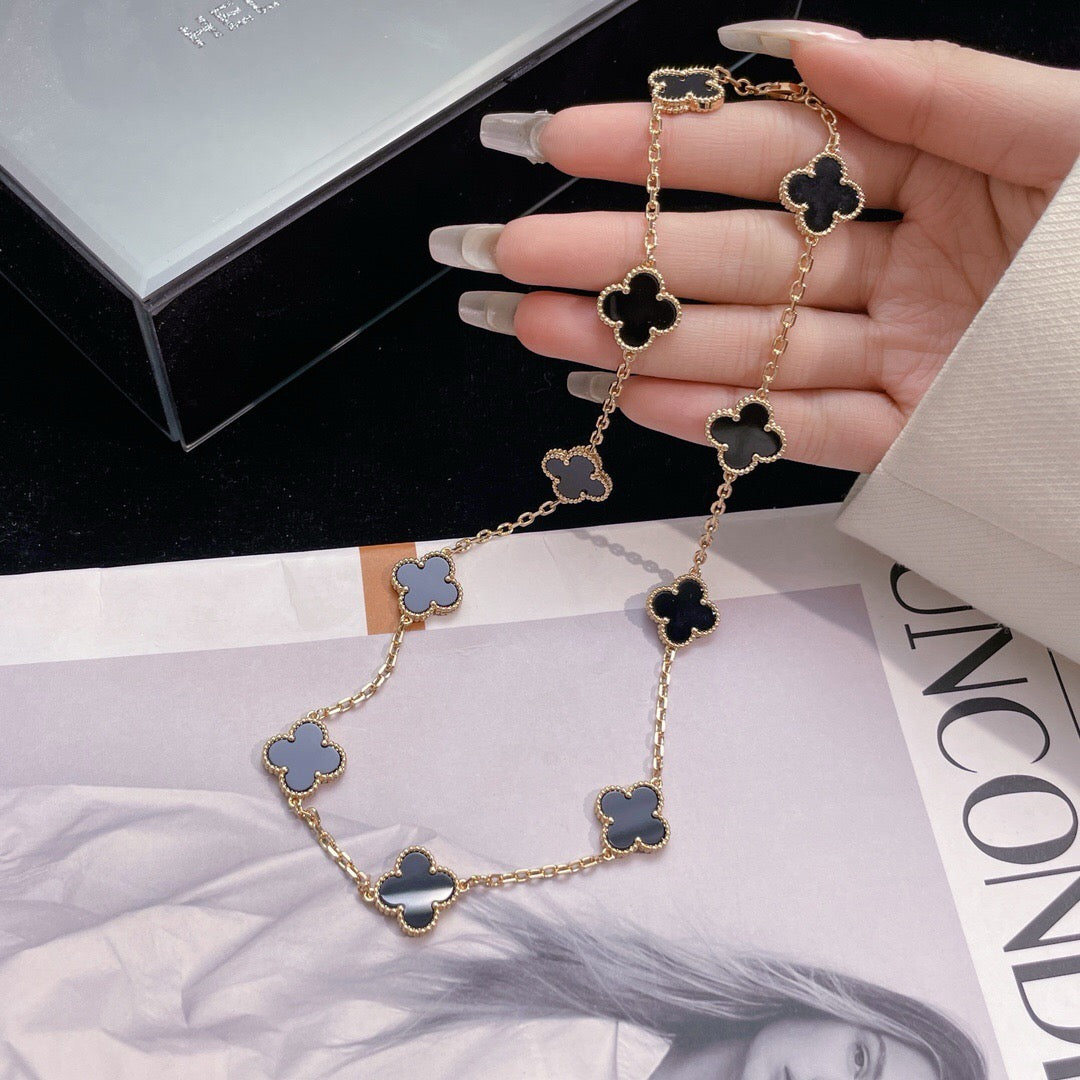 [Love's Uplift]CLOVER 10 MOTIFS ONYX NECKLACE