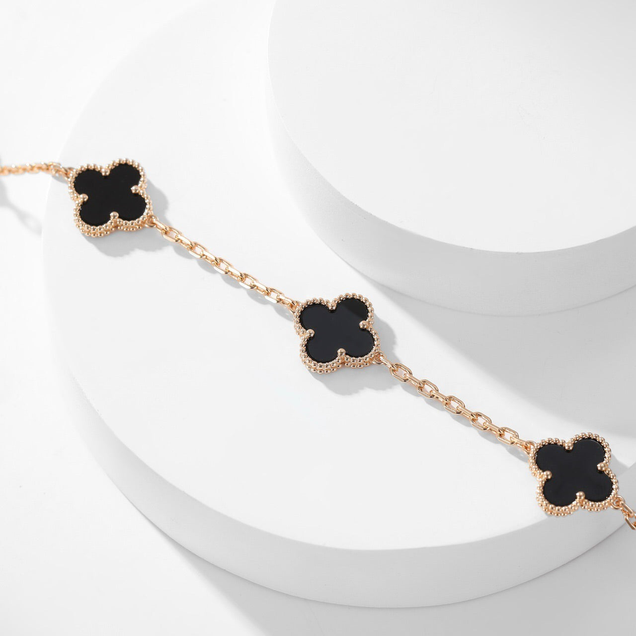 [Love's Uplift]CLOVER 10 MOTIFS ONYX NECKLACE