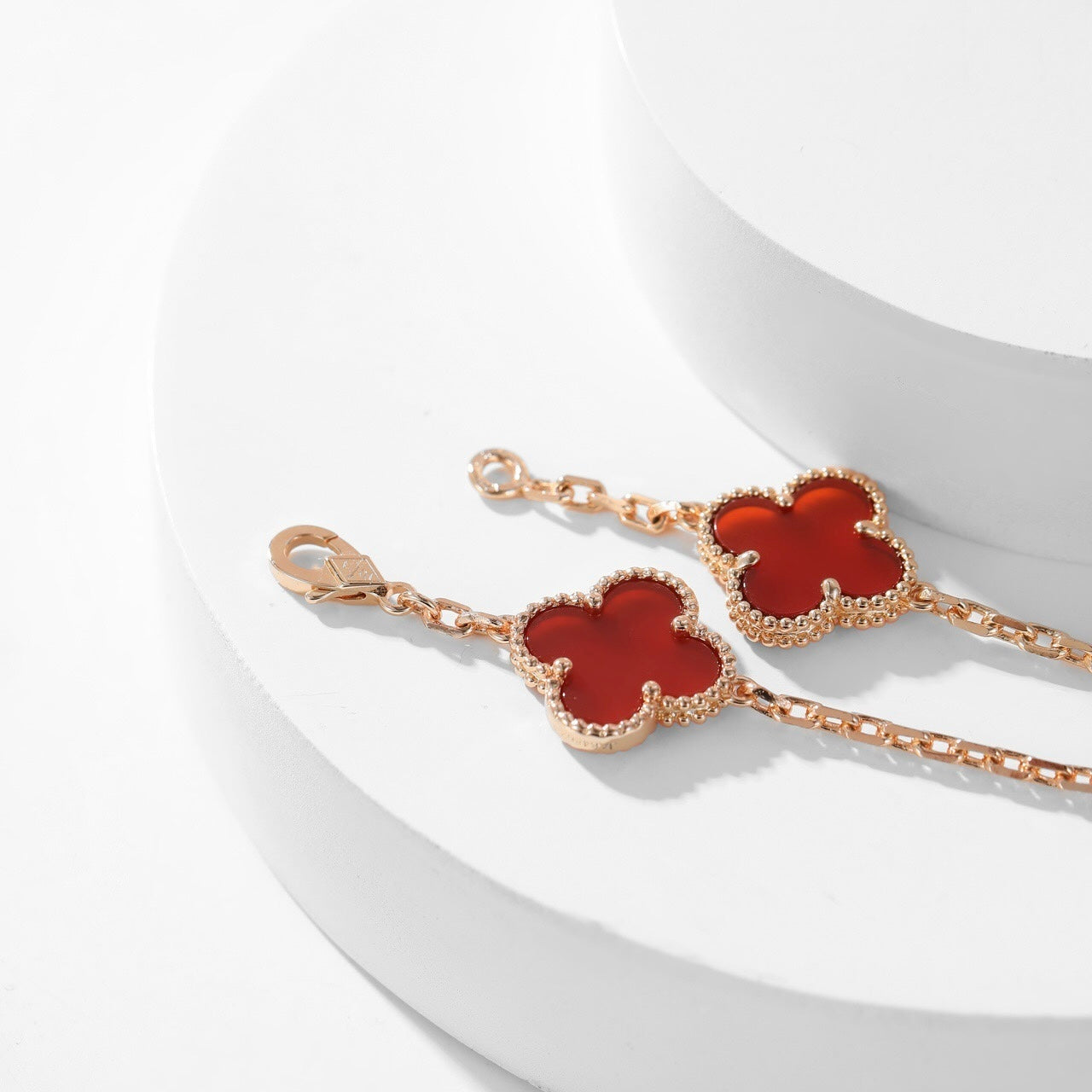 [Love's Uplift]CLOVER 10 MOTIFS CARNELIAN NECKLACE