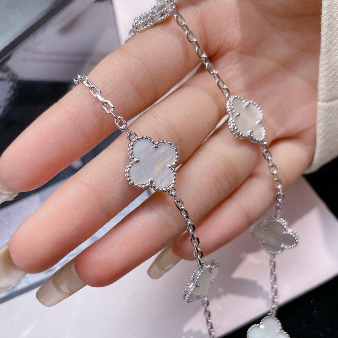 [Love's Uplift]CLOVER 10 MOTIFS WHITE MOTHER OF PEARL NECKLACE