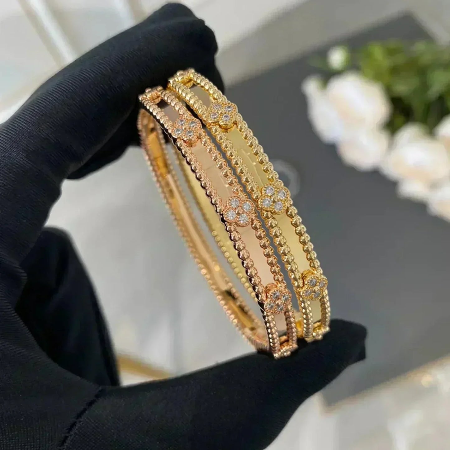 [Love's Uplift]CLOVER BRACELET 4MM DIAMONDS