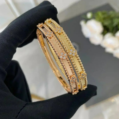[Love's Uplift]CLOVER BRACELET 4MM DIAMONDS