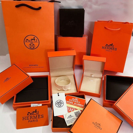 [Love's Uplift]HM BRACELET NECKLACE RING BOX GIFT BAG