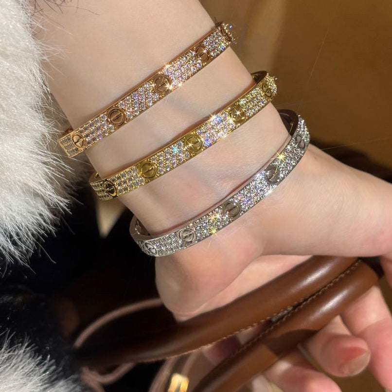 [Love's Uplift]LOVE BRACELET 6.1MM DIAMOND-PAVED