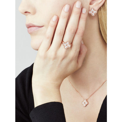 [Love's Uplift]CLOVER 15MM DIAMOND SINGLE FLOWER NECKLACE