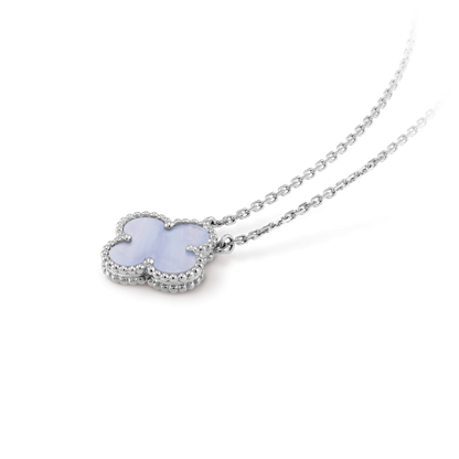 [Love's Uplift]CLOVER 15MM BLUE CHALCEDONY NECKLACE SILVER