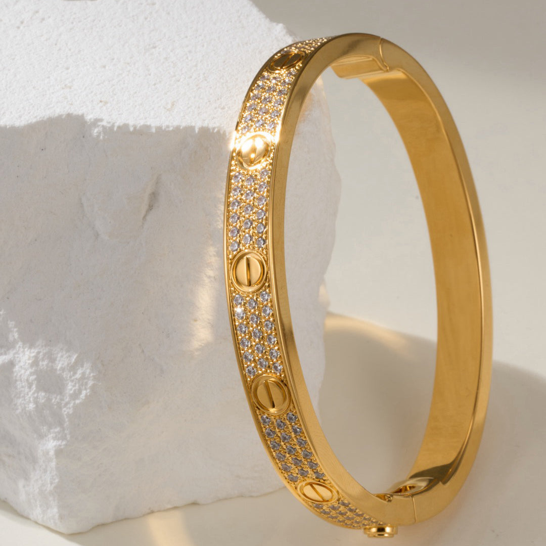 [Love's Uplift]LOVE BRACELET 6.1MM DIAMOND-PAVED