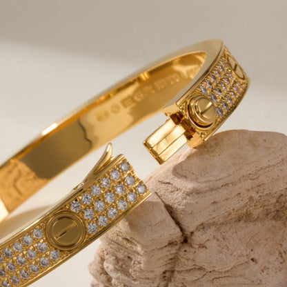 [Love's Uplift]LOVE BRACELET 6.1MM DIAMOND-PAVED