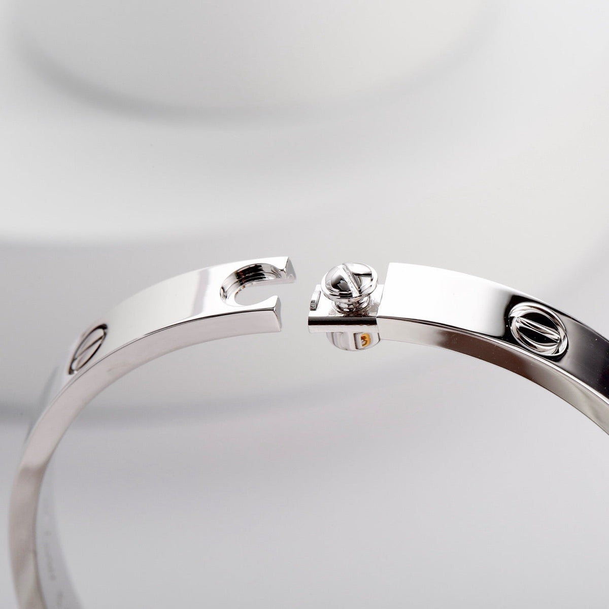[Love's Uplift]LOVE BRACELET 6.1MM NO DIAMONDS