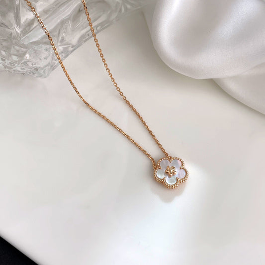 [Love's Uplift]LUCKY  WHITE MOP  PLUM BLOSSOM NECKLACE