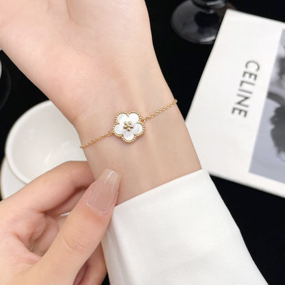 [Love's Uplift]LUCKY WHITE MOP PLUM BLOSSOM  BRACELET