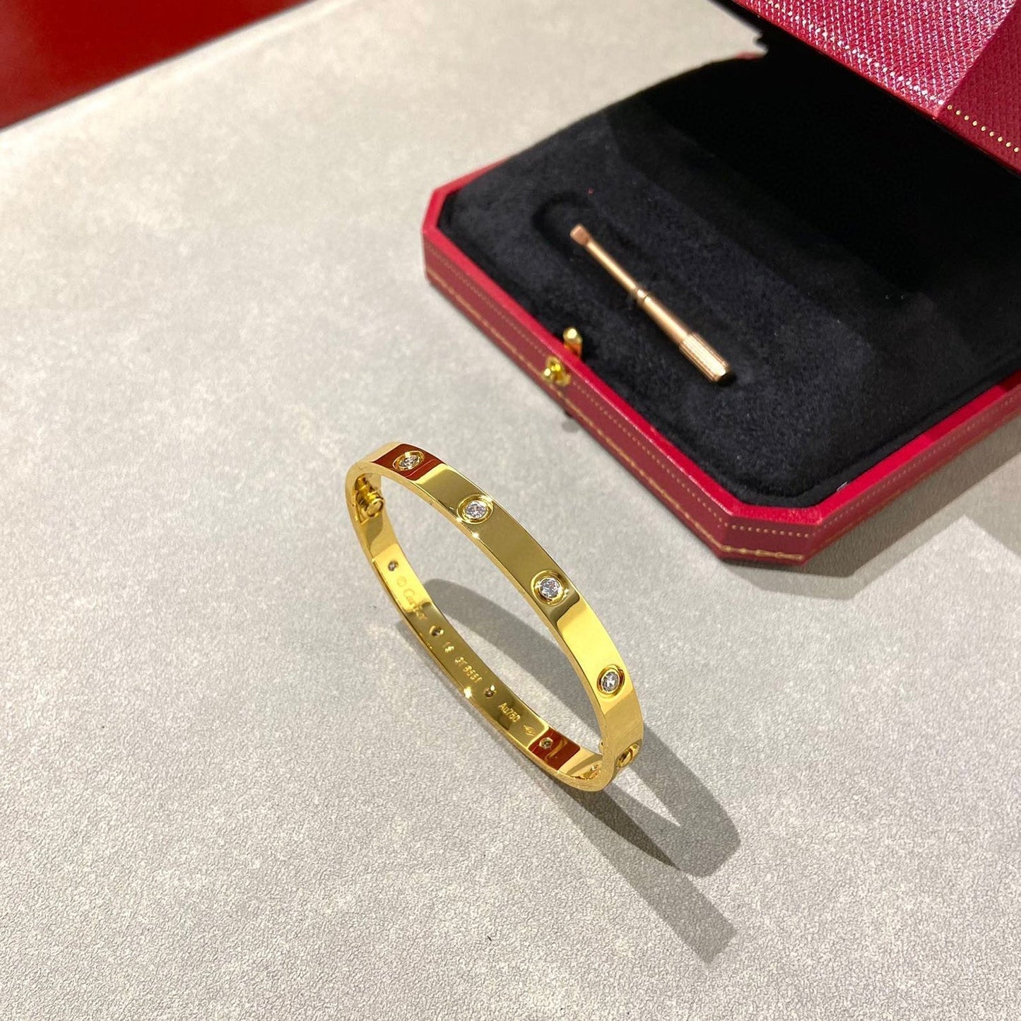 [Love's Uplift]LOVE BRACELET 6.1MM 10 DIAMONDS