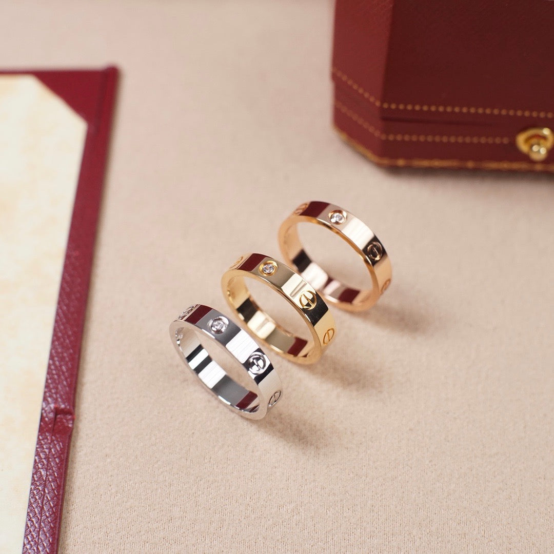 [Love's Uplift]LOVE 4MM 1 DIAMOND RING