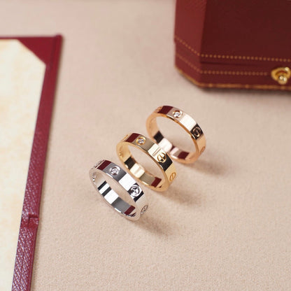 [Love's Uplift]LOVE 4MM 1 DIAMOND RING