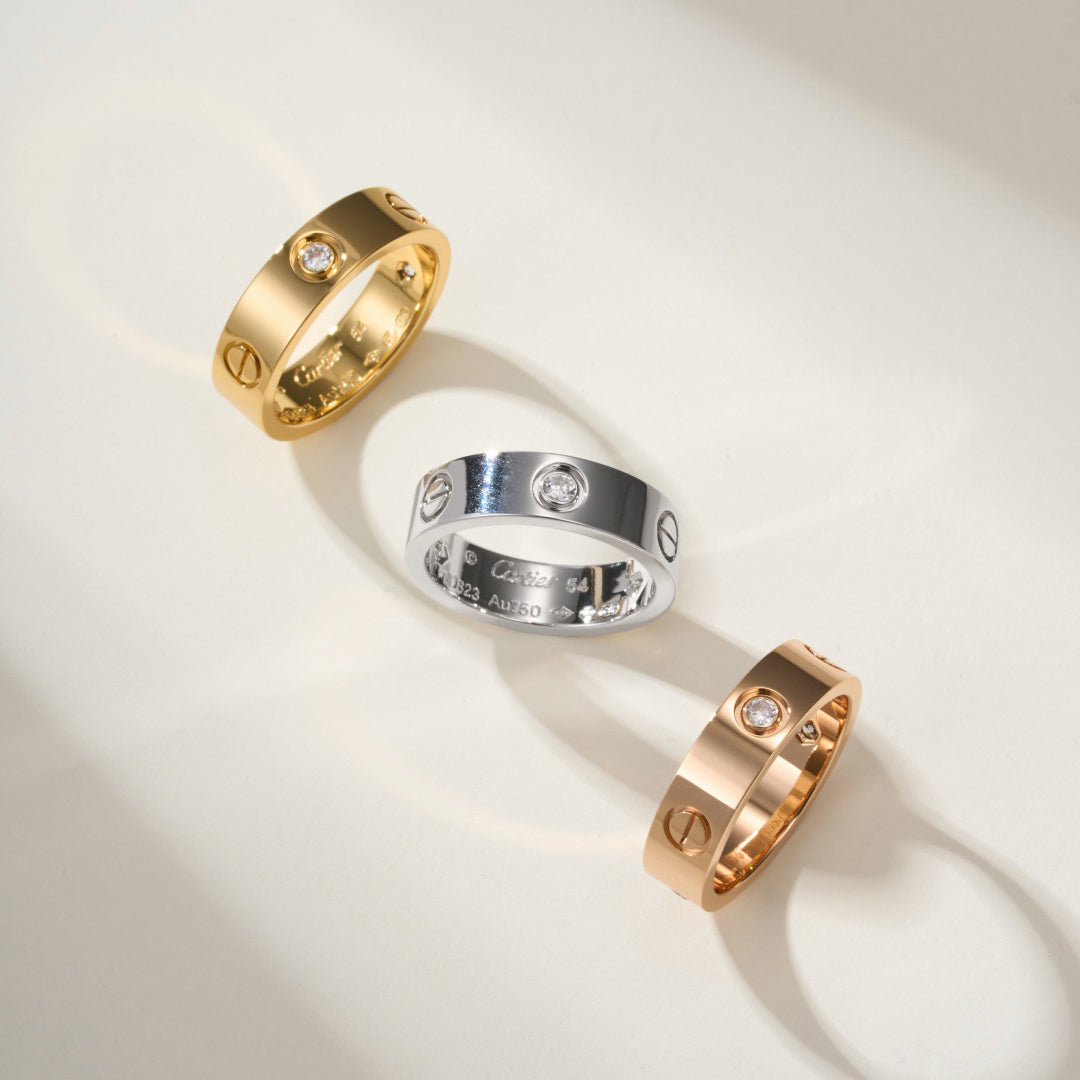 [Love's Uplift]LOVE 4MM 1 DIAMOND RING