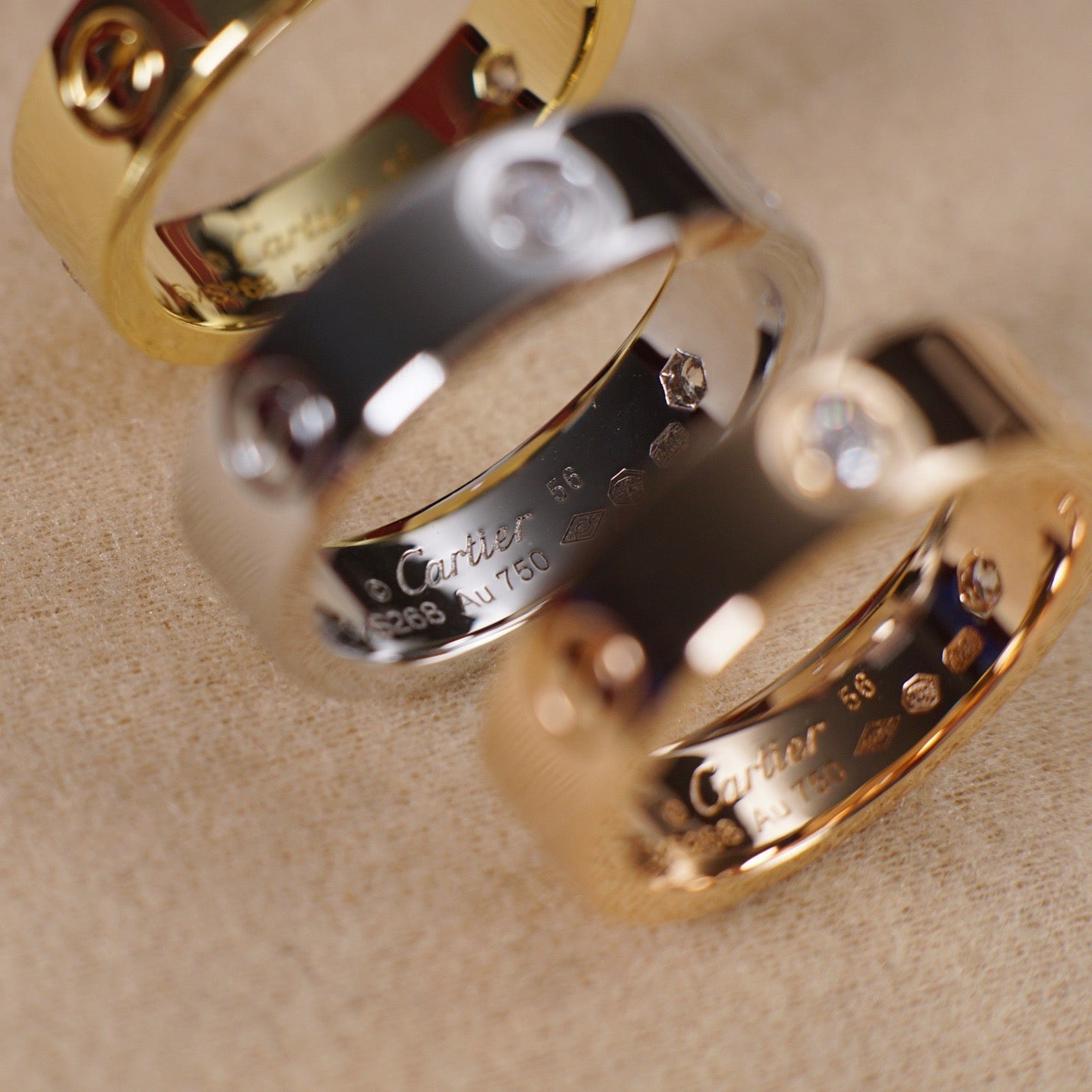 [Love's Uplift]LOVE 5.5MM 3 DIAMOND RING