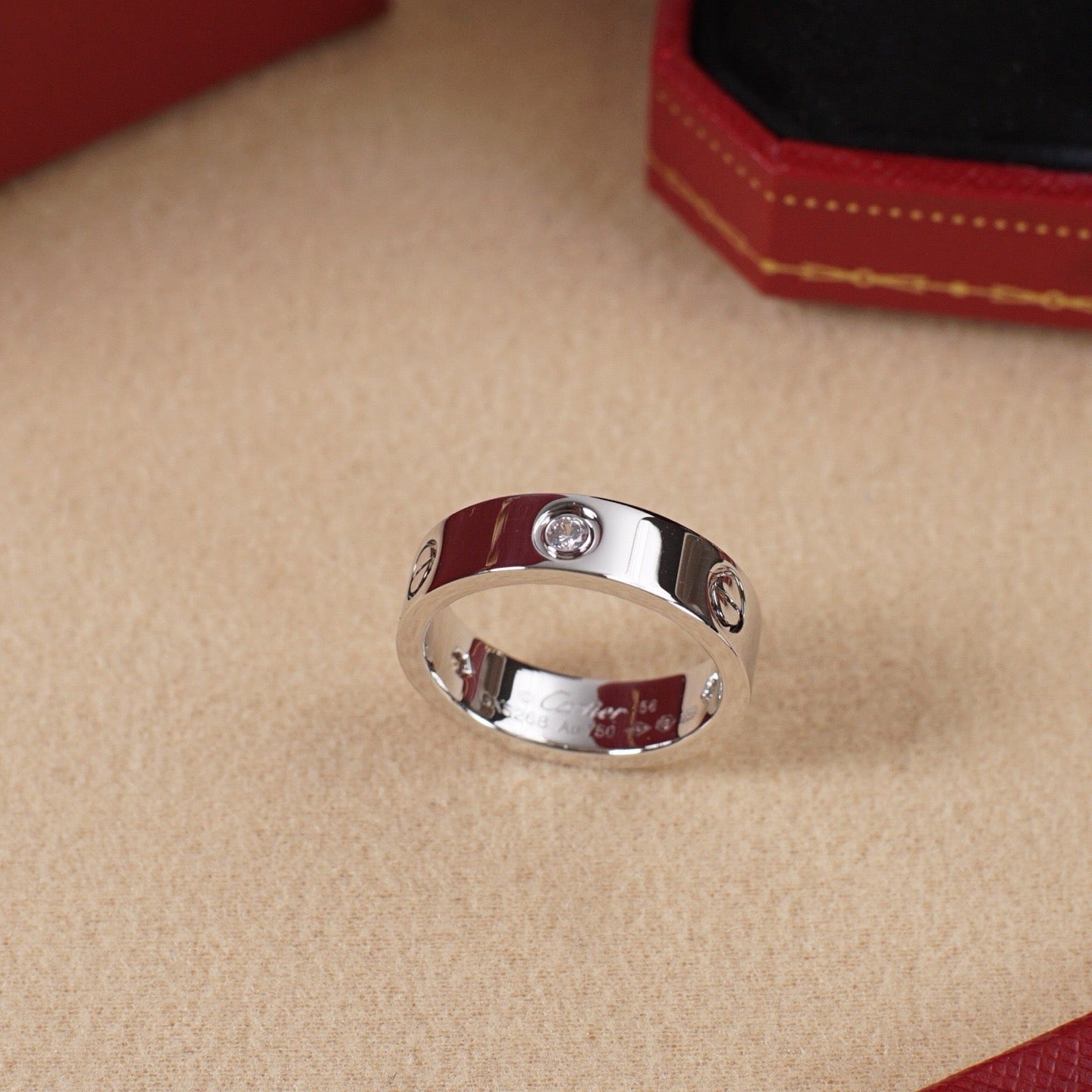 [Love's Uplift]LOVE 5.5MM 3 DIAMOND RING