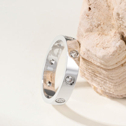 [Love's Uplift]LOVE 4MM 8 DIAMOND RING