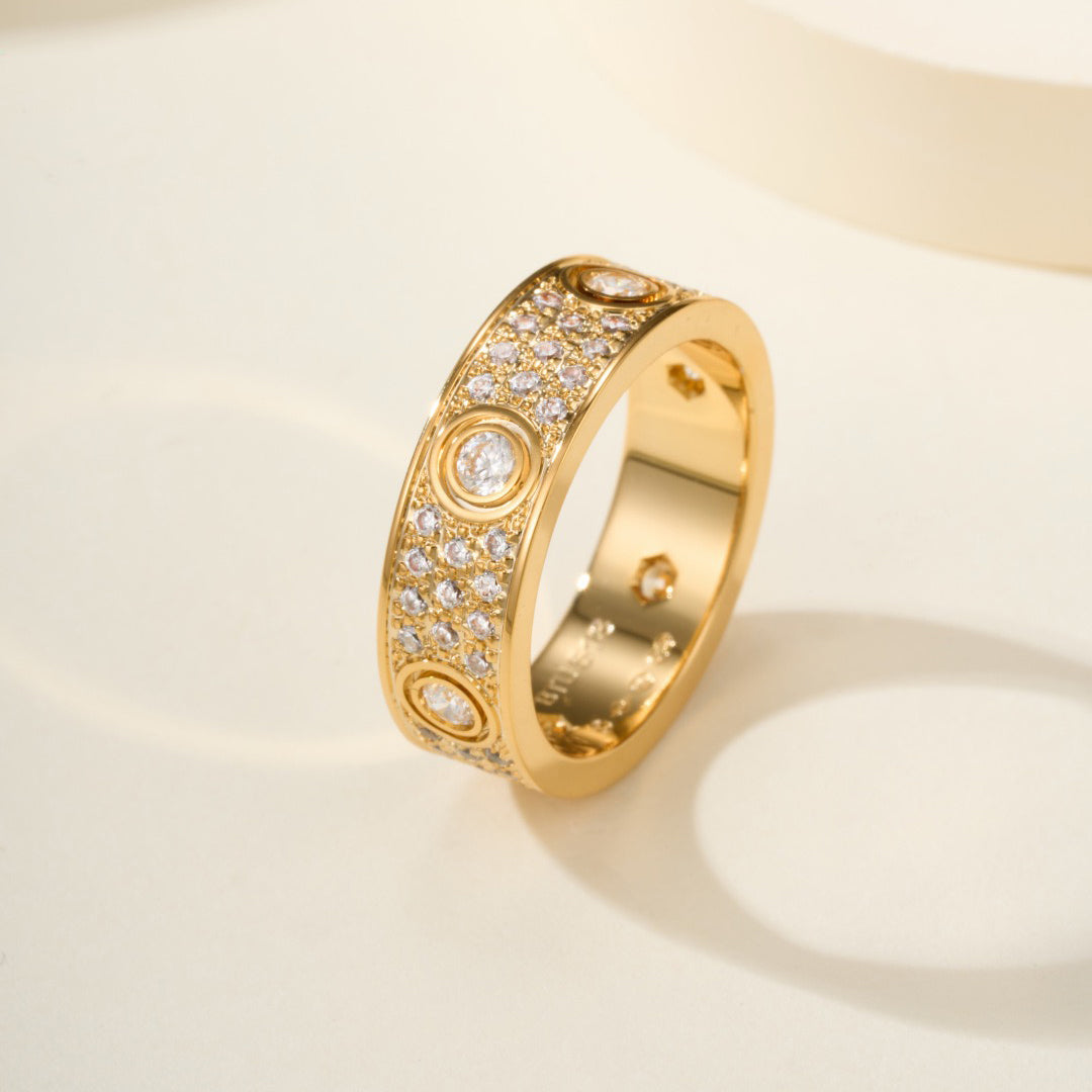 [Love's Uplift]LOVE 5.5MM FULL-PAVE 6-DIAMOND RING