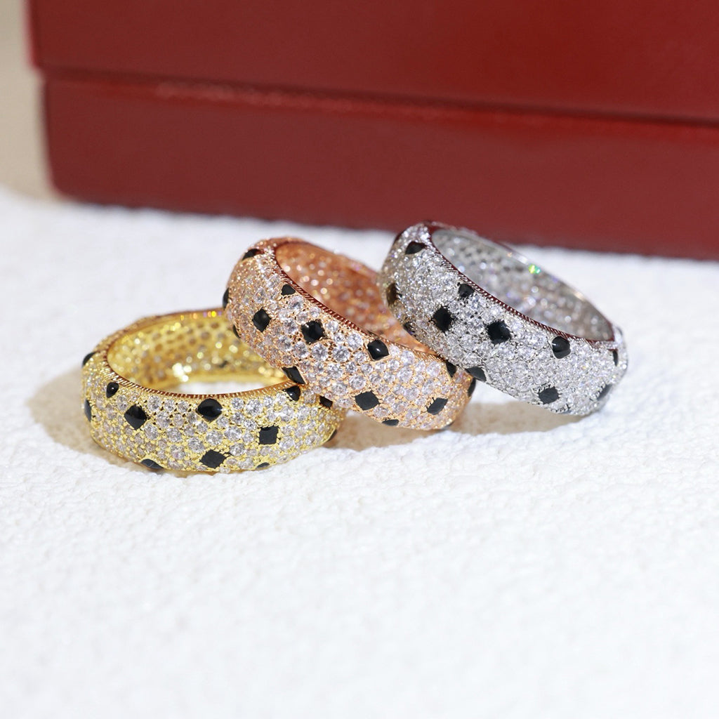 [Love's Uplift]PANTHERE SPOTTED FULL DIAMOND RING