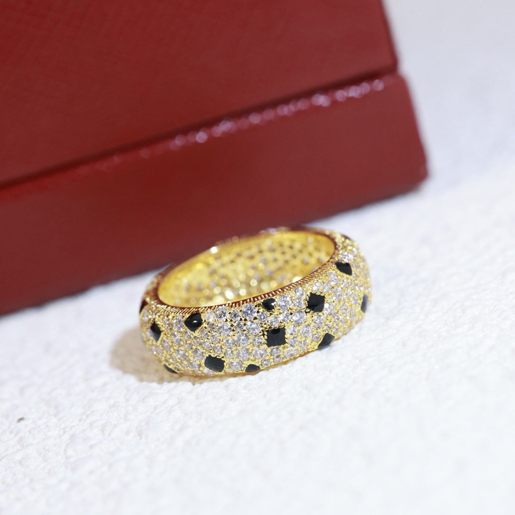 [Love's Uplift]PANTHERE SPOTTED FULL DIAMOND RING