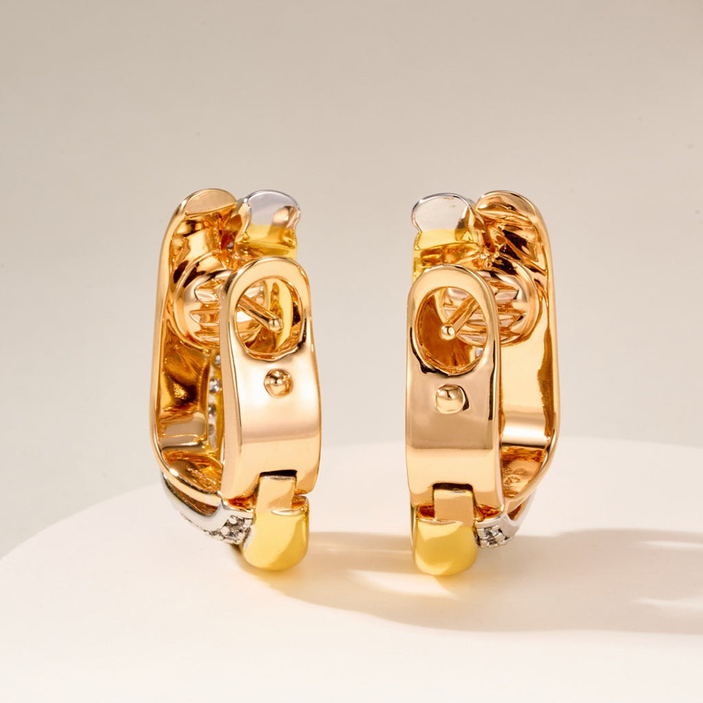 [Love's Uplift]TRINITY HALF DIAMOND  CUSHION EARRINGS