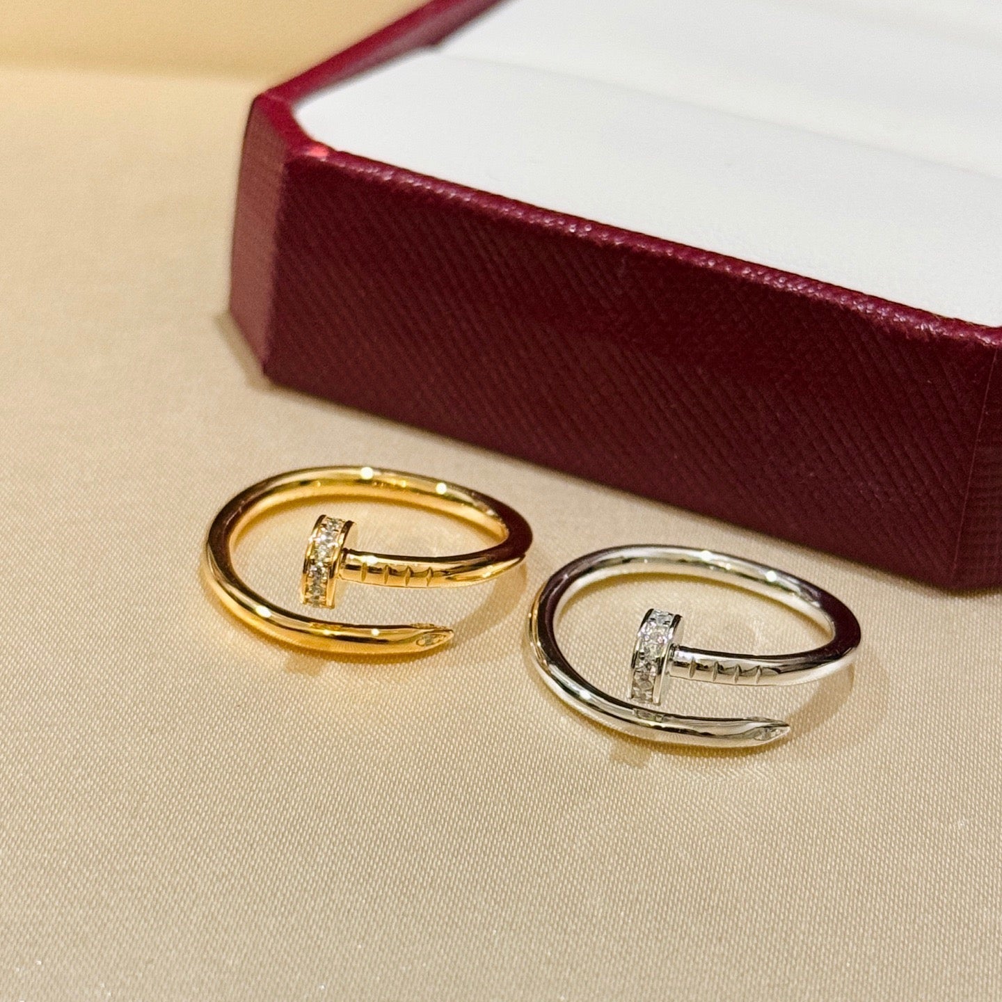 [Love's Uplift]JUSTE 1.8MM HALF DIAMOND RING