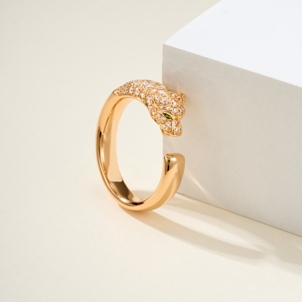[Love's Uplift]PANTHERE HALF DIAMOND SMALL RING