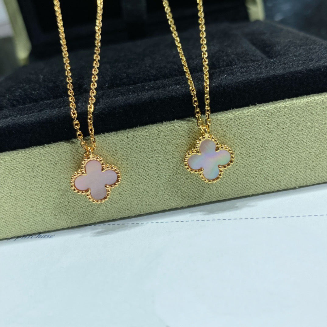 [Love's Uplift]CLOVER 9.5MM PINK MOTHER OF PEARL SINGLE FLOWER NECKLACE