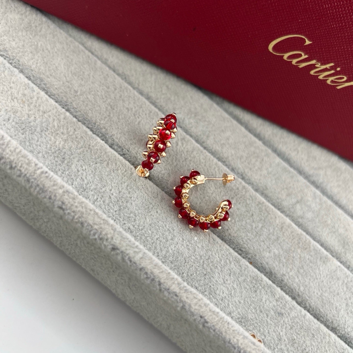 [Love's Uplift]CLASH 7.9MM AGATE CHALCEDONY EARRINGS