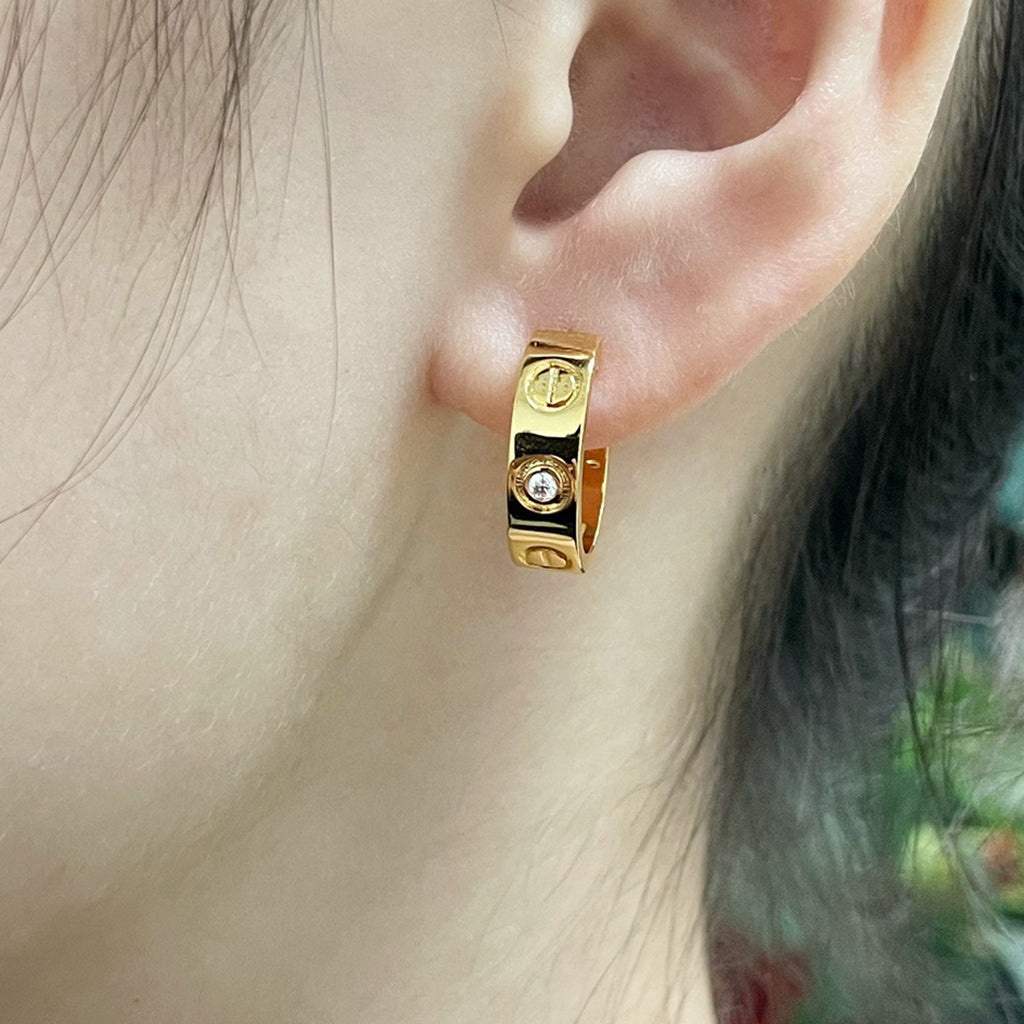 [Love's Uplift]LOVE EARRINGS 5.7MM 2 DIAMONDS