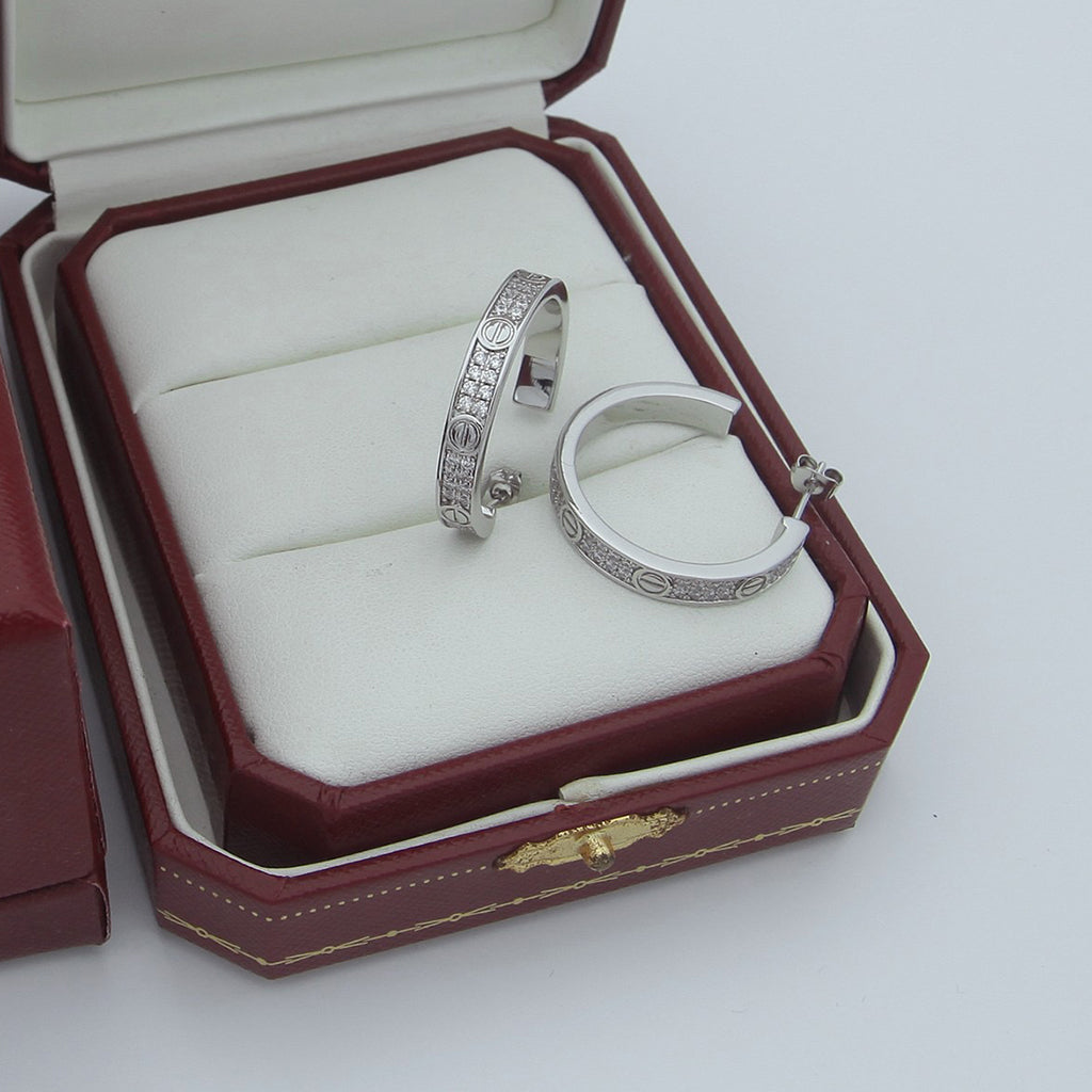 [Love's Uplift]LOVE EARRINGS 3.6MM DIAMOND PAVED