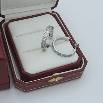 [Love's Uplift]LOVE EARRINGS 3.6MM DIAMOND PAVED