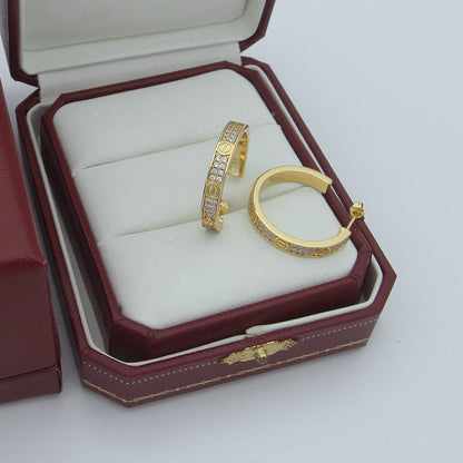 [Love's Uplift]LOVE EARRINGS 3.6MM DIAMOND PAVED