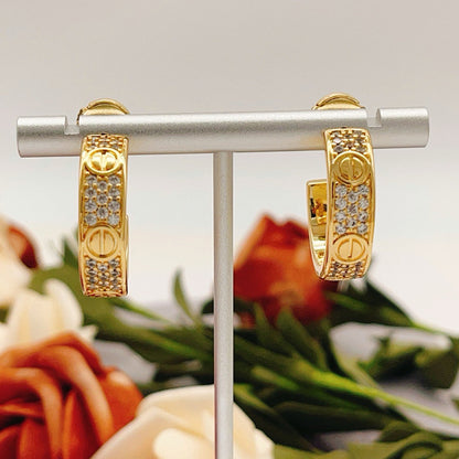 [Love's Uplift]LOVE 5.5MM DIAMOND PAVED EARRINGS