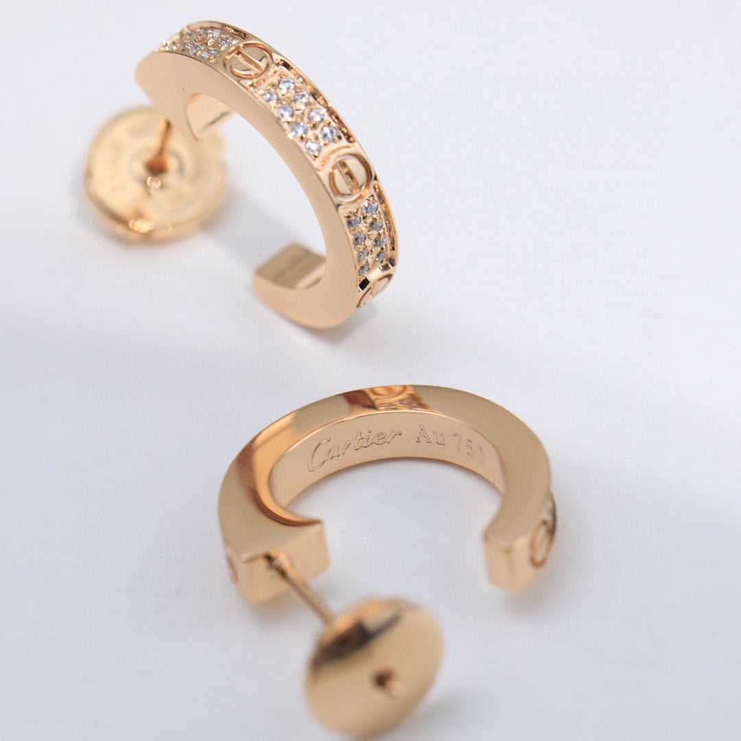 [Love's Uplift]LOVE 5.5MM DIAMOND PAVED EARRINGS