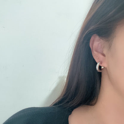 [Love's Uplift]LOVE 5.5MM DIAMOND PAVED EARRINGS