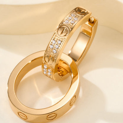 [Love's Uplift]LOVE 3.3MM DANGLE HALF DIAMOND EARRINGS