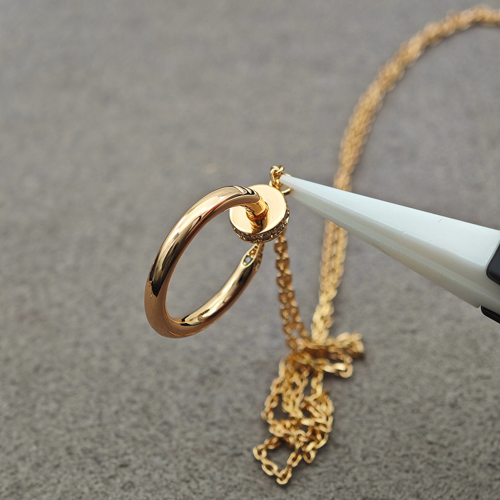 [Love's Uplift]JUSTE NECKLACE HALF DIAMOND