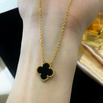 [Love's Uplift]CLOVER 15MM BLACK ONYX SINGLE FLOWER NECKLACE