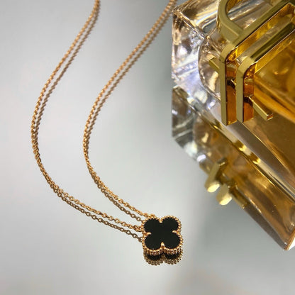 [Love's Uplift]CLOVER 15MM BLACK ONYX SINGLE FLOWER NECKLACE