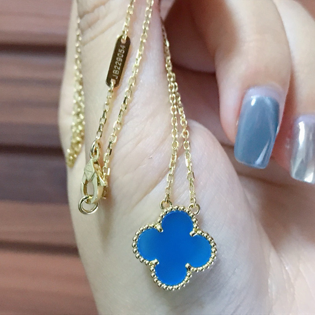 [Love's Uplift]CLOVER 15MM BLUE AGATE NECKLACE
