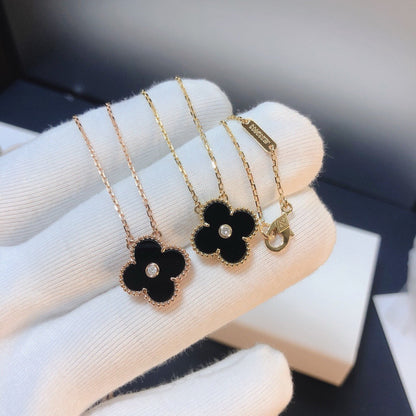 [Love's Uplift]CLOVER 15MM DIAMOND ONYX NECKLACE