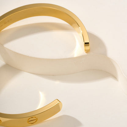 [Love's Uplift]LOVE BRACELET 6.1MM 1 DIAMOND OPEN CUFF